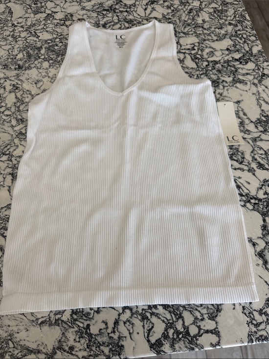 LC Lauren Conrad Tops - LC Lauren Conrad White Ribbed V-Neck Tank Top